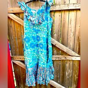 Ladies size 6 sleeveless dress